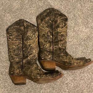 Circle G Brown and Gold Western Boots